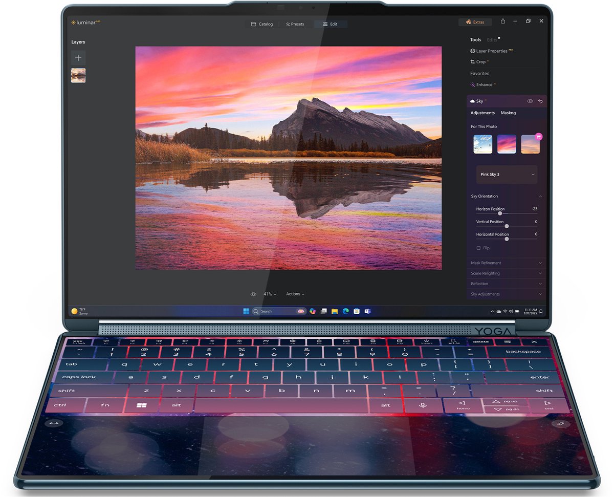 Lenovo Yoga Book 9 14IAH10 Intel Core Ultra 7 255H Hybride (2-in-1) 35,6 cm (14") Touchscreen 2.8K 32 GB LPDDR5x-SDRAM 1 TB SSD Wi-Fi 7 (802.11be) Windows 11 Home Engels Blauwgroen (0199271911143)